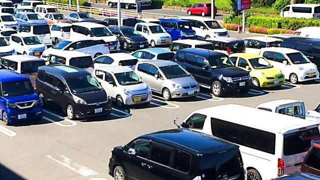 あれっ 車のバッテリー電圧が14vはどんな状態 正常 異常 バッテリーラボ